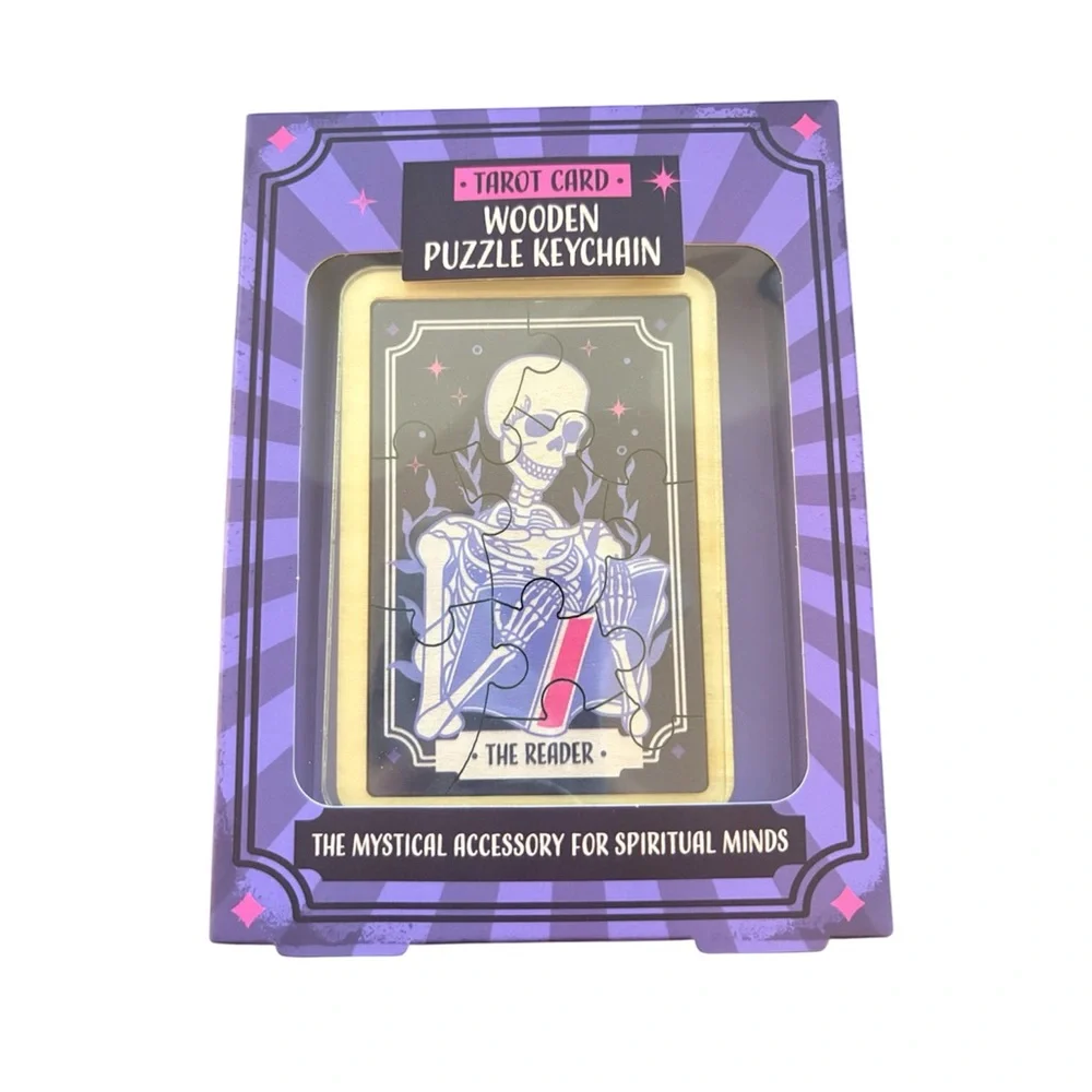 Tarot Card Wooden Puzzle Keychain - Picture 1 of 1